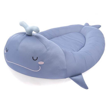Cama de verano en forma de...